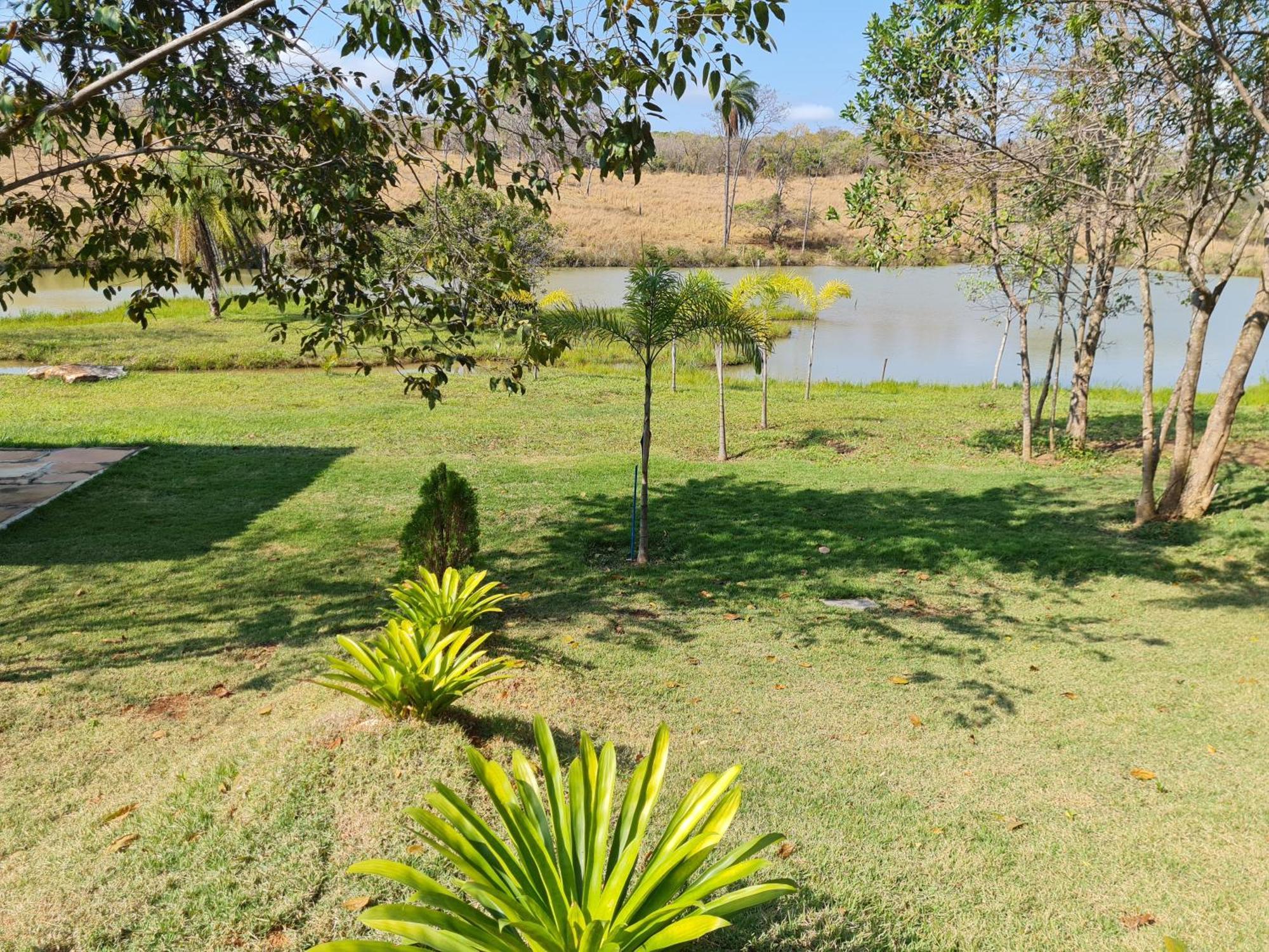 Chale Defronte Lagoa Na Serra Do Cipo Proximo A Cachoeira Grande, Cachoeira Do Pedrao E Cachoeira Veu Da Noiva Jaboticatubas Exterior foto